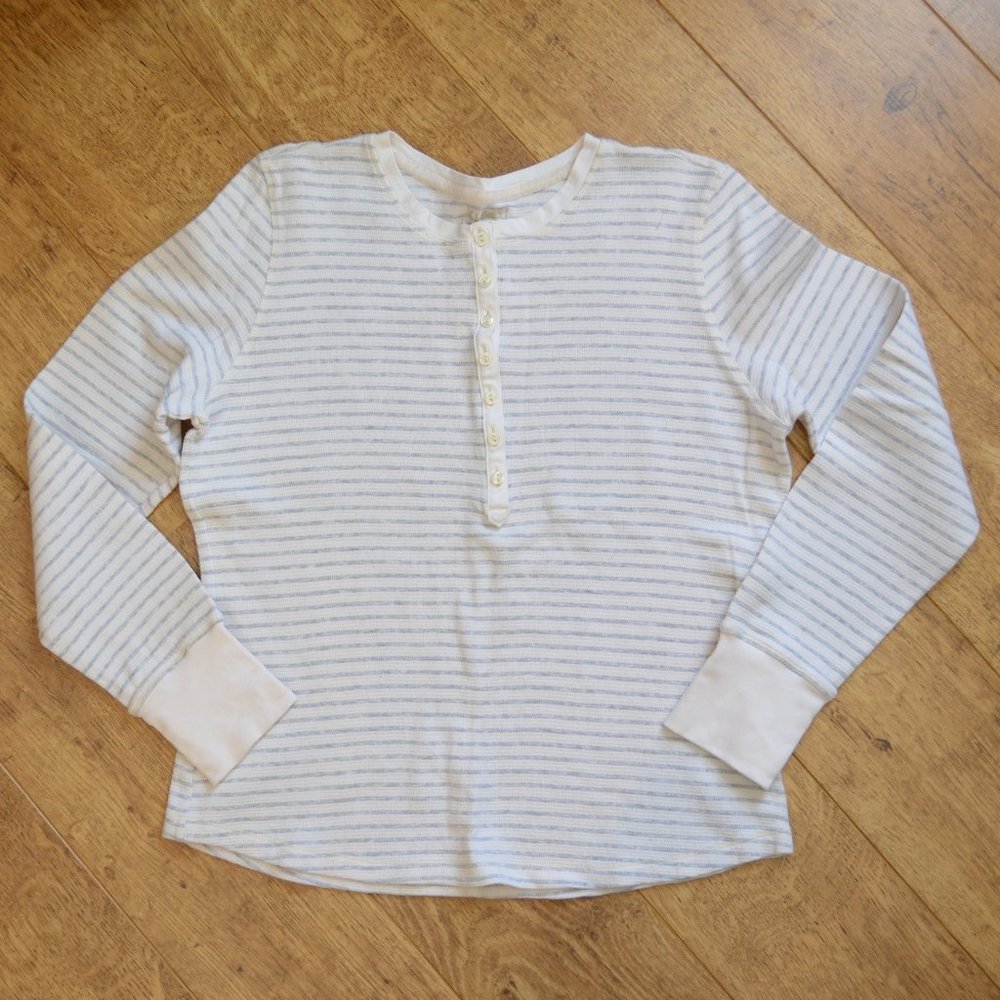 LL Bean henley waffle knit, long sleeve size MP